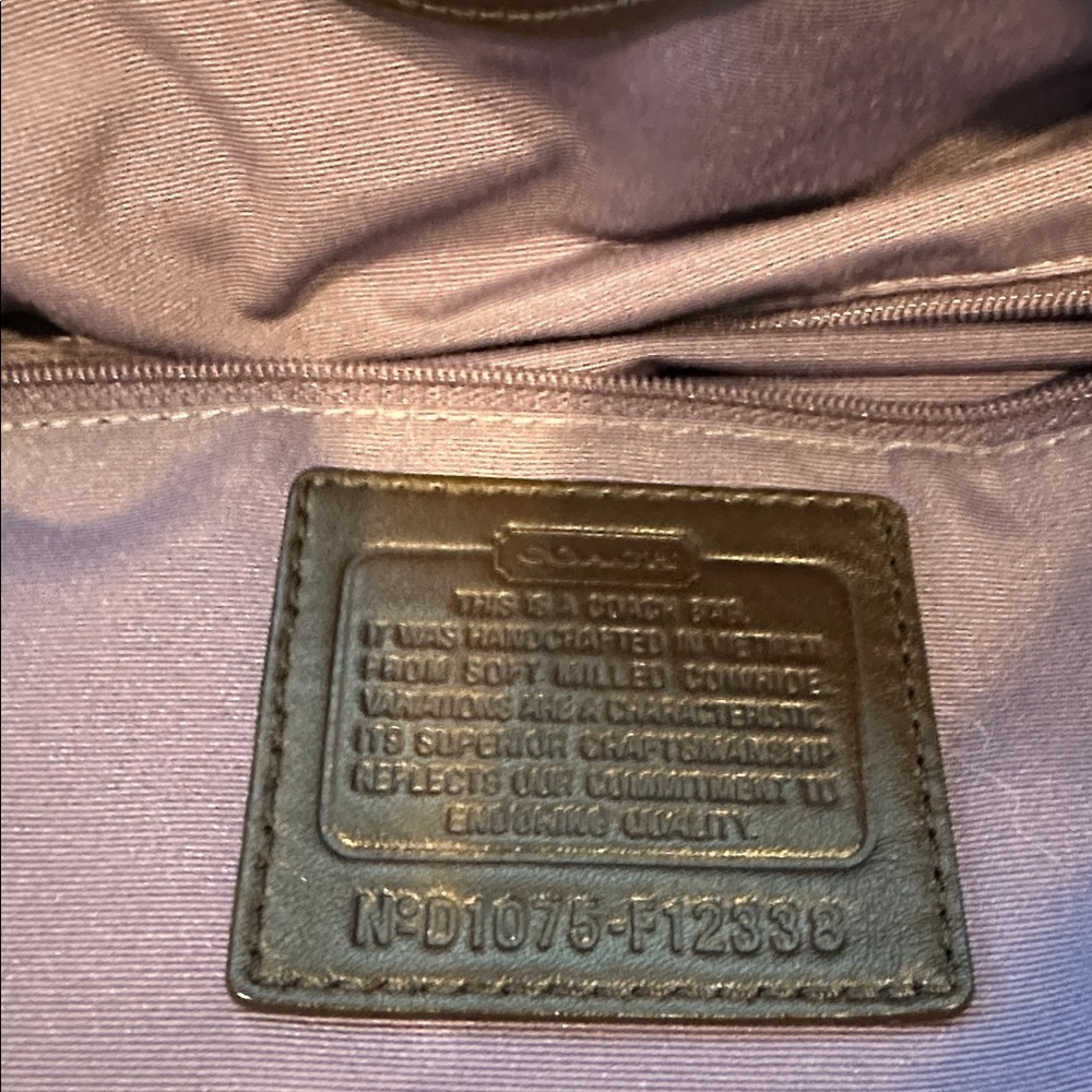 Coach Chelsea brown pebbled leather hobo shoulder bag. Style F12338 - Picture 9 of 15
